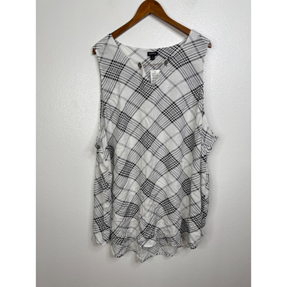 Torrid Womens 5X Black White‎ Plaid Rayon Crepe Chainlink V-Neck Tank Top